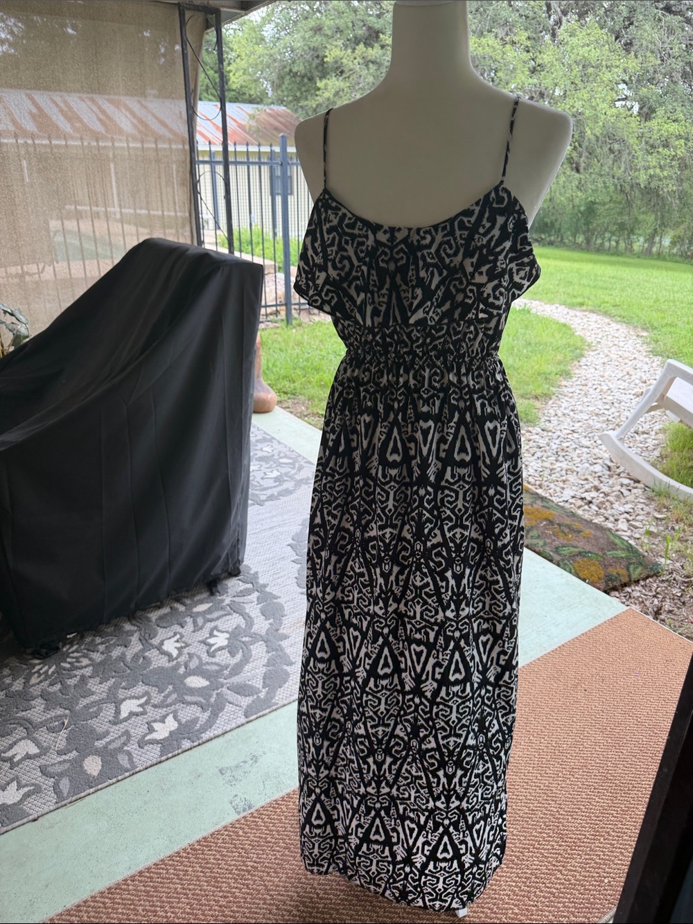 Women’s Black & White Printed Maxi Dress - Sleeveless Spaghetti Strap